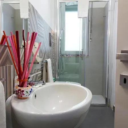 Locami Holiday&houserooms Street Tripolitania 26 Appartement *
